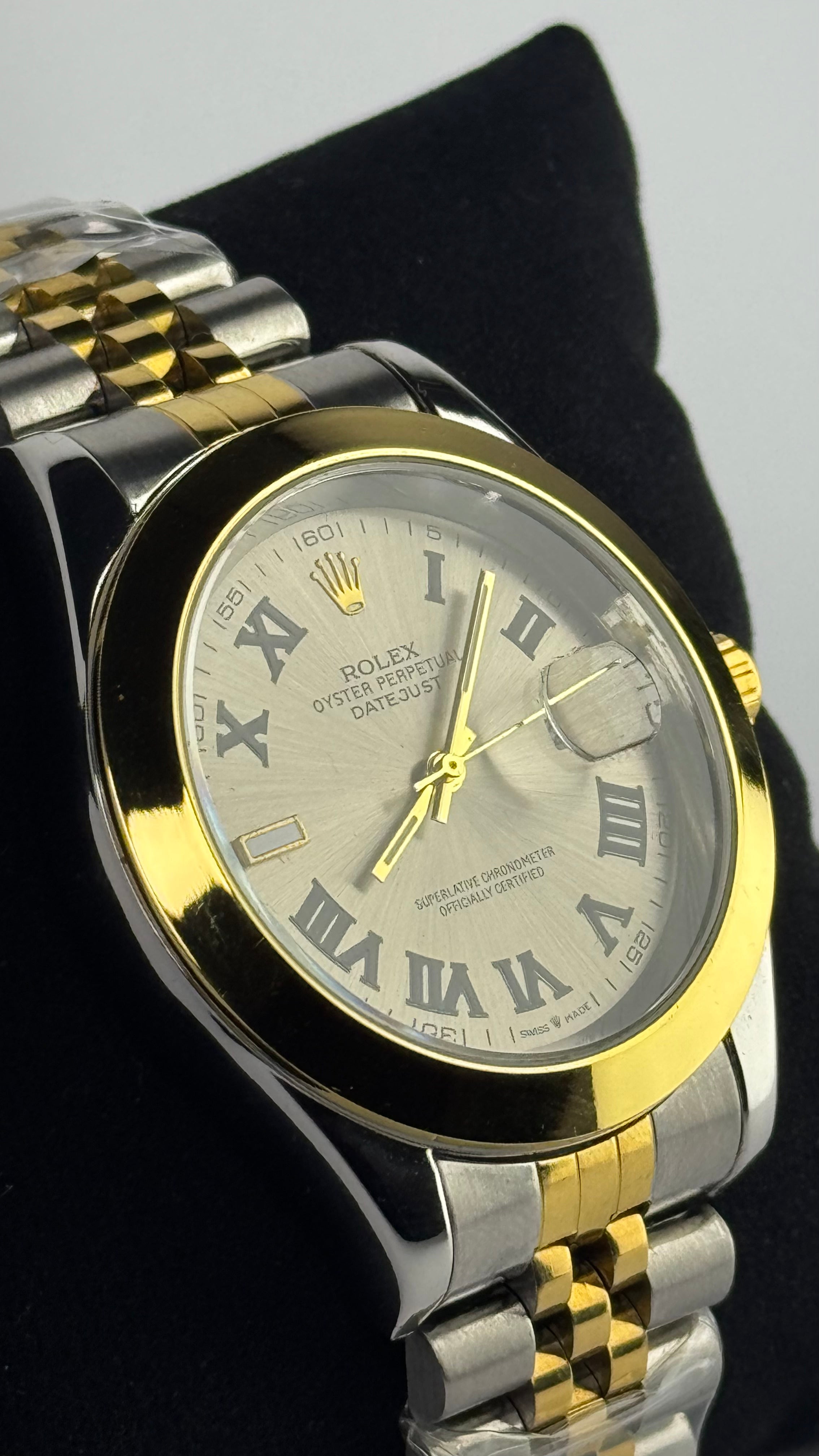 Rolex– VZ-02 Jubilee Gold & Silver