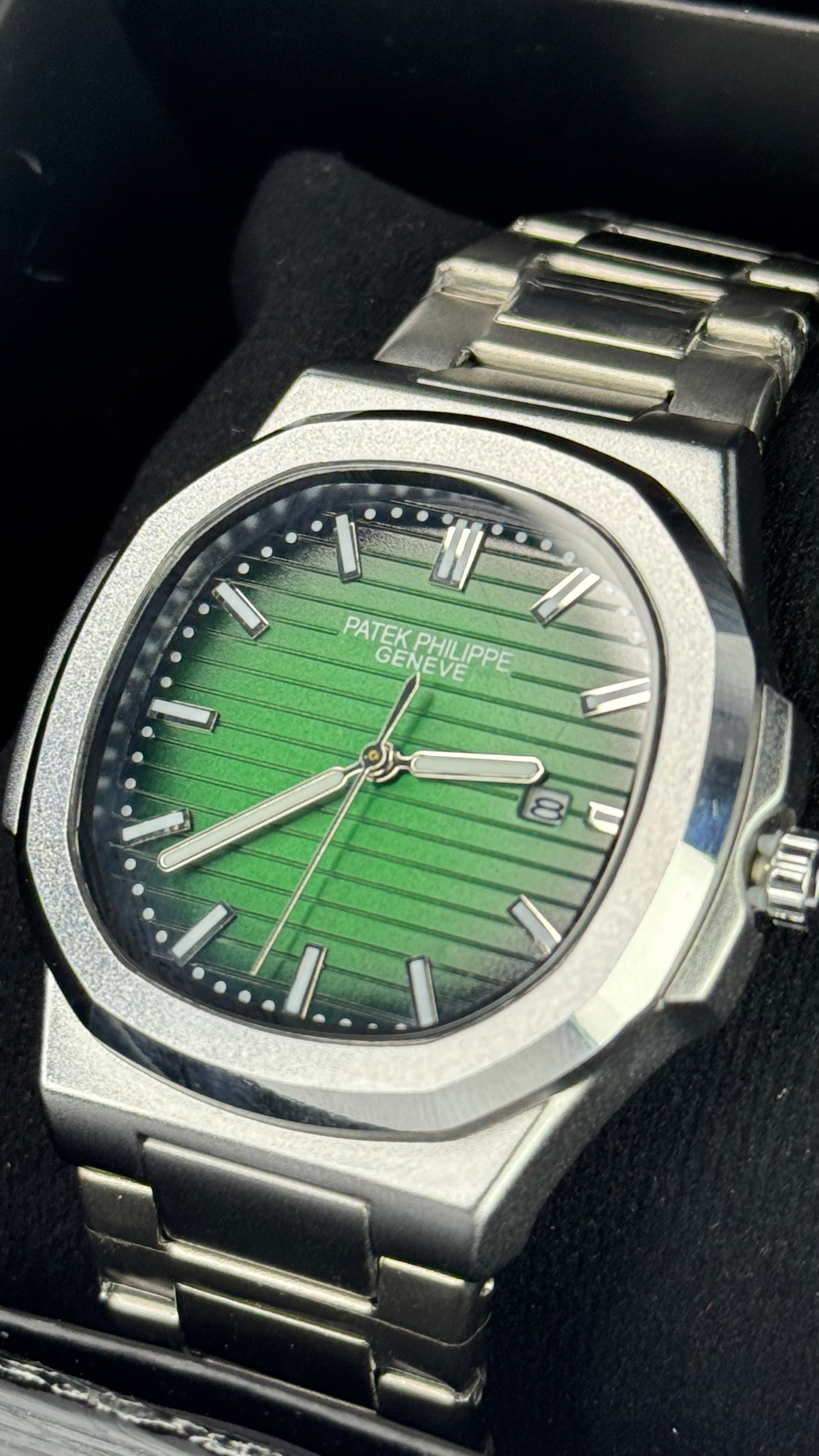 Patek-VZ-18 Philippe - Nautilus Green